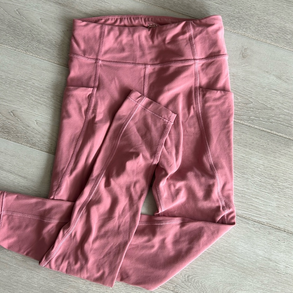 Athleta Girls calm pink legging size 8/10